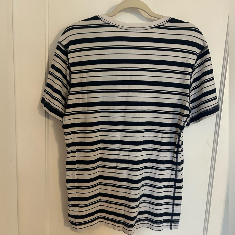 Men’s Lululemon Athletica Blue and White Striped Tee - Picture 2 of 6